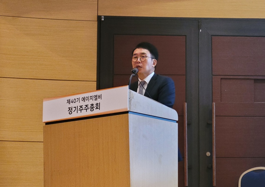 투자 햇수로 주주 가르는 진양곤 HLB 회장의 뻔뻔함