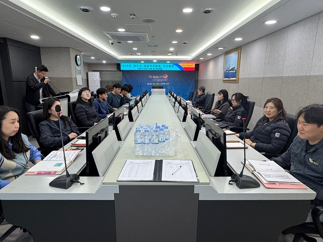 ▲ 경주시는 지난 3일 시청 청사 내 재난종합상황실에서 ‘2025년 경주시 집중안전점검 추진단 회의’를 열고, 분야별 임무와 역할을 공유하며 본격적인 점검 준비에 나서고 있다.ⓒ경주시