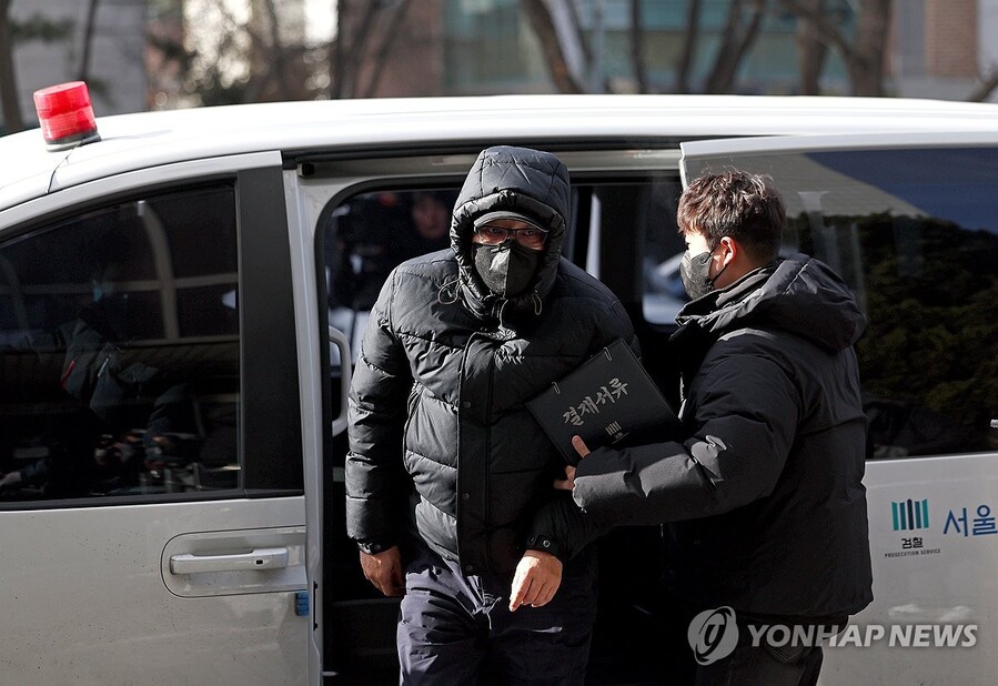 ▲ 정치자금법을 위반 혐의를 받는 '건진법사' 전성배 씨가 지난 1월 9일 오후 서울 양천구 서울남부지방법원에서 열린 구속 전 피의자 심문에 출석하고 있다. ⓒ연합뉴스