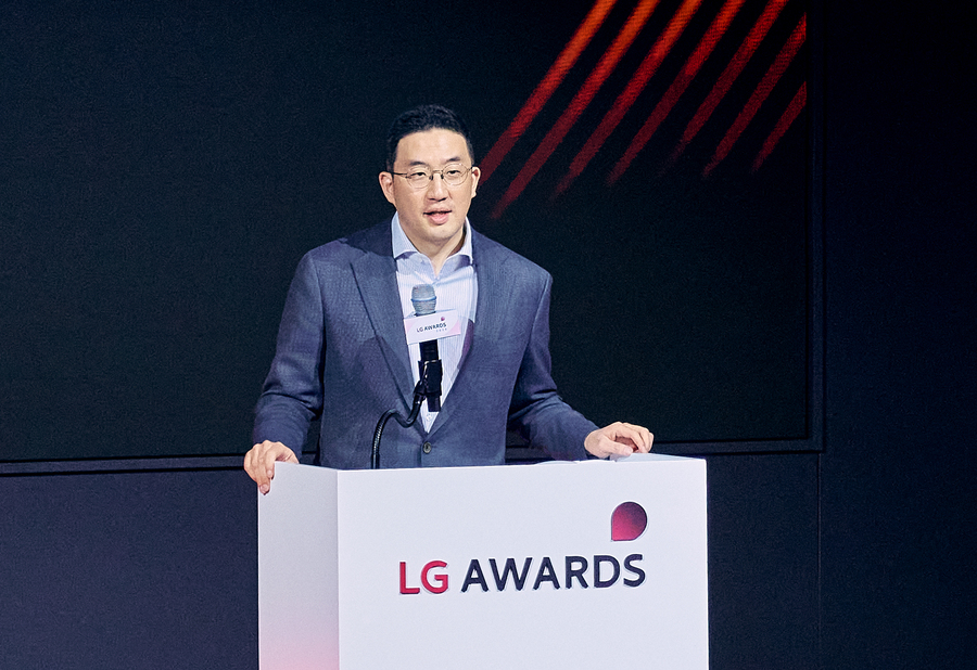 ▲ 9일 경기도 이천 LG인화원에서 열린 LG 어워즈에서 구광모 (주)LG 대표가 축사를 하고 있다ⓒLG