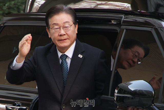 ▲ 이재명 전 더불어민주당 대표가 '대장동 의혹' 공판 출석하는 모습 ⓒ서성진 기자