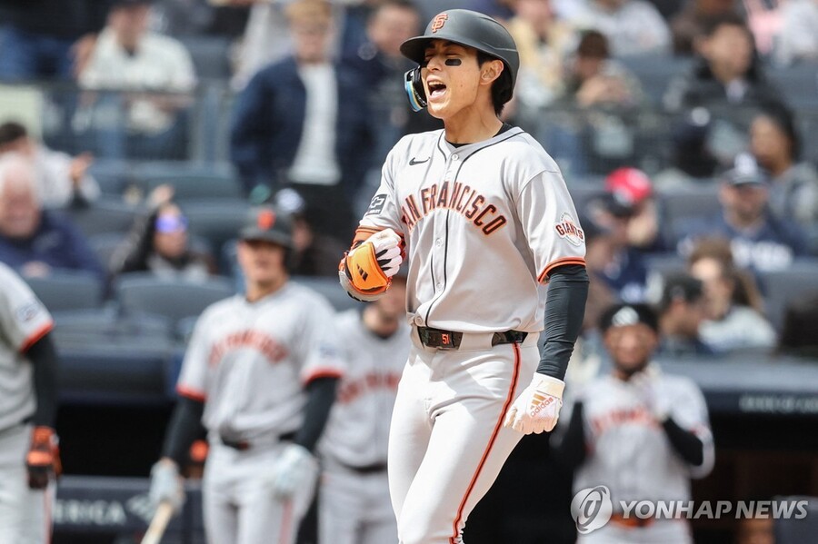 ▲ 샌프란시스코의 이정후가 뉴욕을 상대로 MLB 첫 연타석 홈런을 작렬했다.ⓒ연합뉴스 제공