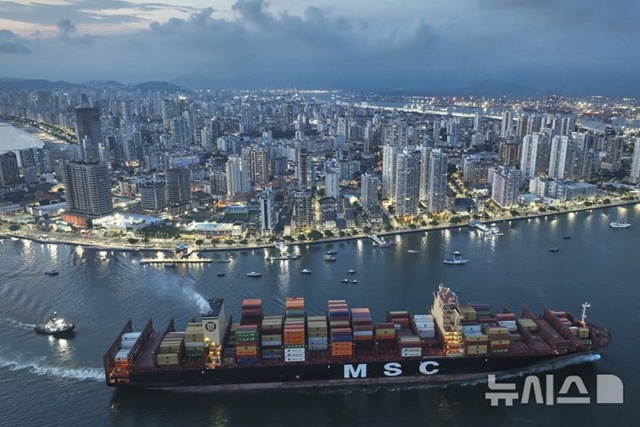 ▲ 브라질 산투스항. 250401 AP/뉴시스. ⓒ뉴시스