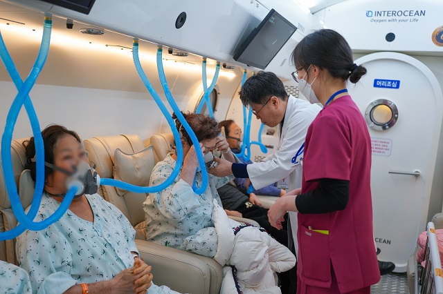 ▲ 포항성모병원이 지난 2일, 치료 개시 3개월여 만에 고압산소치료 1천건을 돌파했다.ⓒ포항성모병원