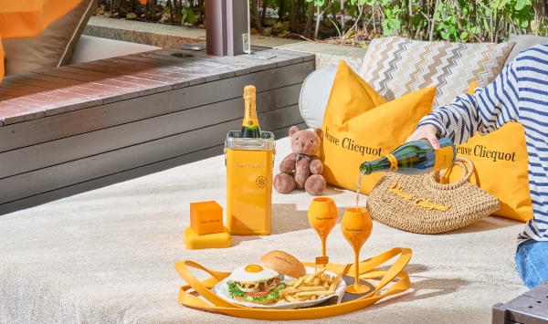 ▲ 뵈브 클리코'와 협업한 샴페인 팝업바ⓒ서울신라호텔