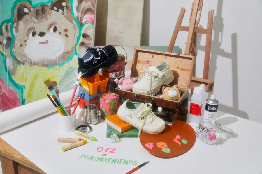 ▲ 이랜드 폴더 오찌(OTZ) 3300 콜라보팩 화보ⓒ이랜드