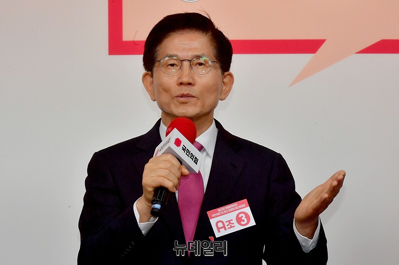 ▲ 사진은 국민의힘 김문수 대선 경선 후보가 지난 18일 서울 강서구 ASSA아트홀에서 열린 국민의힘 '제21대 대통령후보자 1차 경선 비전대회'에서 비전을 발표하고 있는 모습. ⓒ뉴데일리 DB