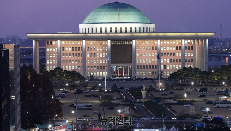 ▲ 추가경정예산안 논의가 진행 중인 국회. ⓒ뉴데일리