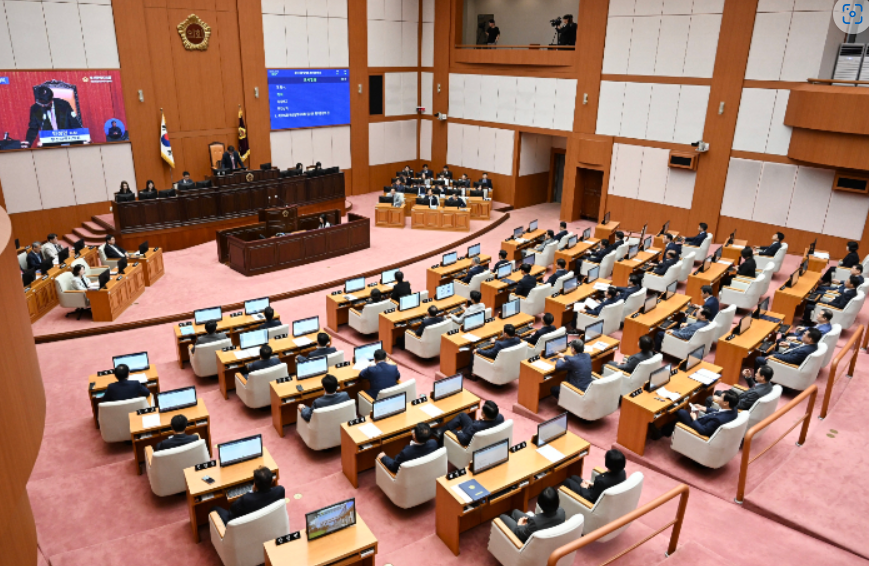 ▲ 제328회 부산광역시의회 임시회가 21일 개회했다.ⓒ부산시의회