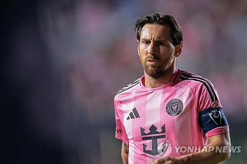 ▲ 37세의 나이에도 리오넬 메시는 2025 남미 최고의 축구 선수 4위에 선정됐다.ⓒ연합뉴스 제공