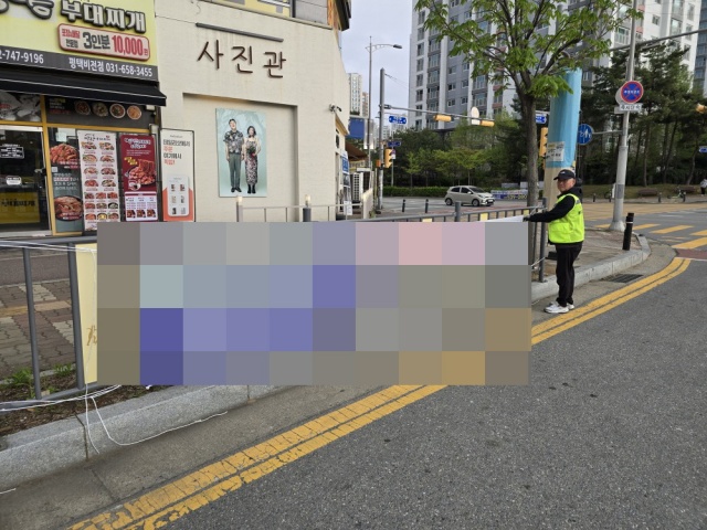 ▲ 불법 정당 현수막 단속에 나선 평택시ⓒ평택시 제공