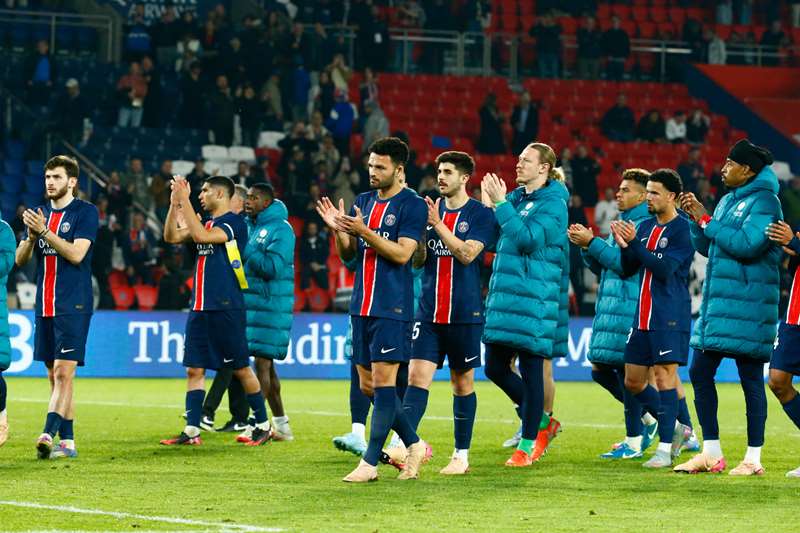 ▲ PSG가 니스에 1-3으로패배하며 프랑스 리그1 최초의 무패 우승 달성에 실패했다.ⓒPSG 제공