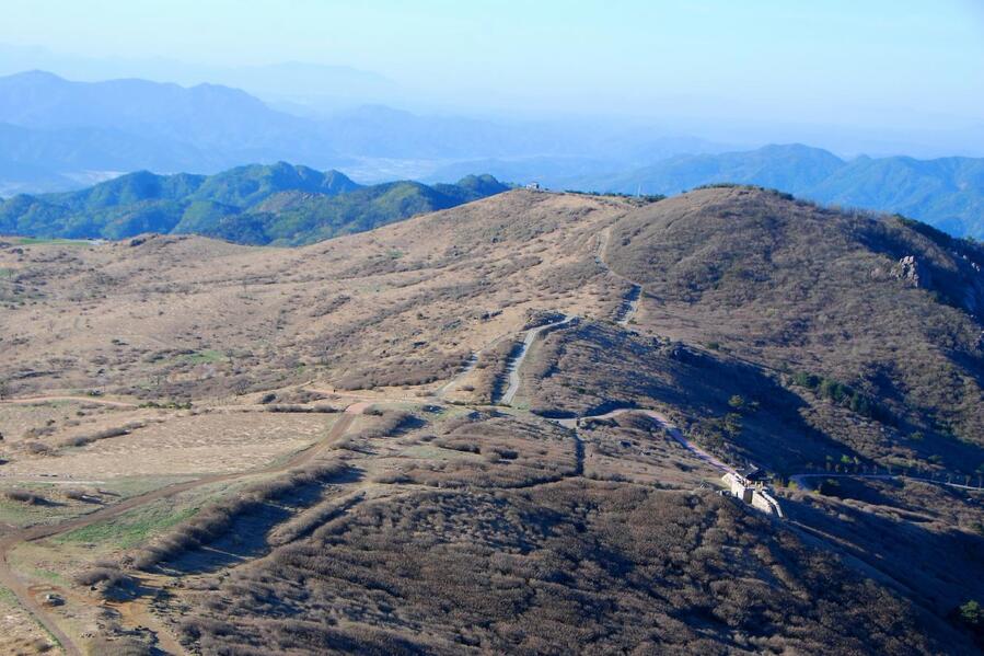 ▲ 전망대에서 바라본 황매평전.ⓒ진경수 山 애호가