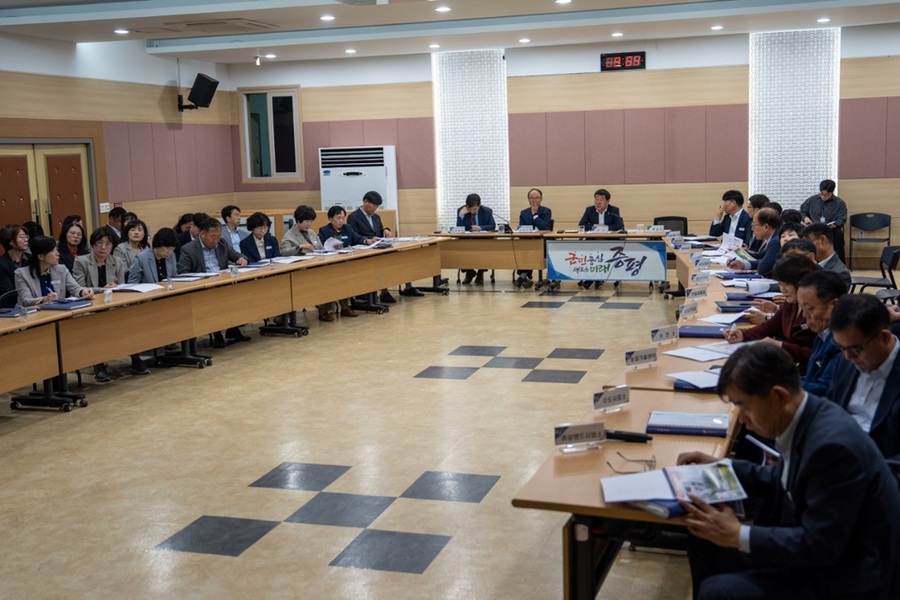 ▲ 증평군은 28일 군청 대회의실에서 ‘4차산업기술 통합 관광 플랫폼 구축사업’ 마스터플랜 수립용역 최종보고회를 열었다.ⓒ증평군