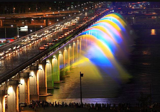 ▲ 한강야경투어 반포달빛길 '달빛무지개분수' ⓒ서울시