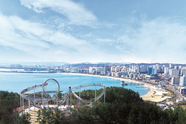 ▲ 영일대해수욕장과 스페이스워크 전경.ⓒ포항시