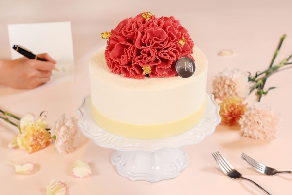 ▲ 카네이션 케이크 ⓒ호텔 나루 서울 엠갤러리