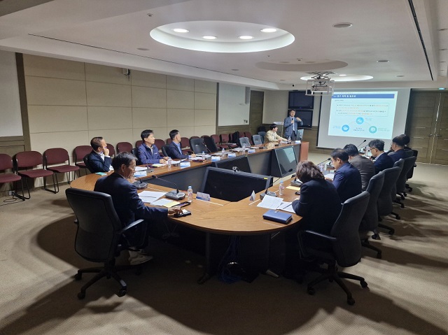 ▲ 포항시는 지난 29일 시청 중회의실에서 ‘호미반도 유네스코 생물권보전지역 지정을 위한 타당성 조사 및 기본계획 수립 용역’의 중간 보고회를 열었다.ⓒ포항시