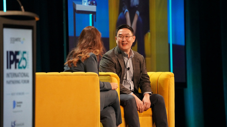 ▲ 구본규 대표가 개회식 기조 대담에서 발언하고 있는 모습. ⓒLS전선