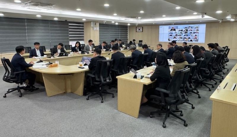 ▲ 김석필 천안시장 권한대행 부시장 주제로 비상 간부회의가 열리고 있다.ⓒ천안시