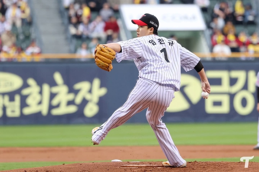 ▲ LG 트윈스가 5연패의 늪에서 빠져 나왔다. LSG는 SSG 랜더스를 꺾고 리그 1위를 수성했다.ⓒLG 트윈스 제공