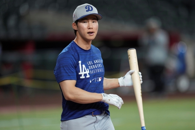 침묵 <b>김혜성</b>, '삼진 3개' 포함 4타수 무안타 … 팀은 3-5 패배 [줌인 <b>MLB</b>...