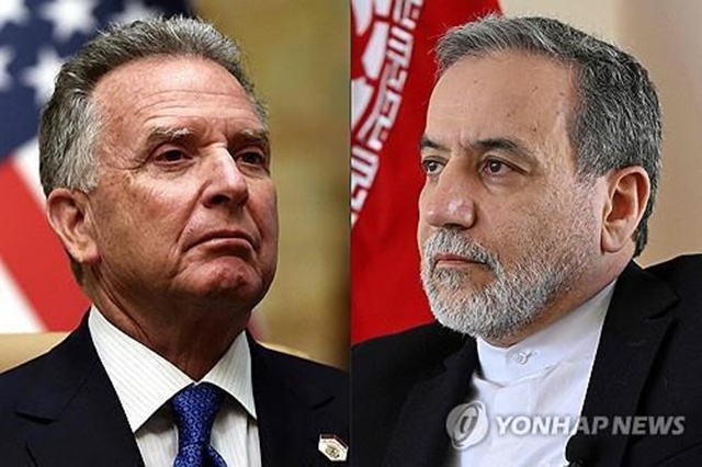▲ 2025년 2월18일 촬영된 도널드 트럼프 미국 대통령 중동특사 스티브 위트코프(좌)와 2025년 3월7일 촬영된 이란의 세예드 압바스 아락치 외무장관을 나란히 배치한 합성사진. AFP 연합뉴스 자료사진. ⓒ연합뉴스