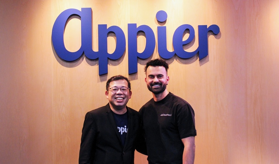 ▲ 왼쪽부터 치한 위 애피어 CEO, 알렉상드르 르시엘 AdCreative.ai 창립자. ⓒ애피어