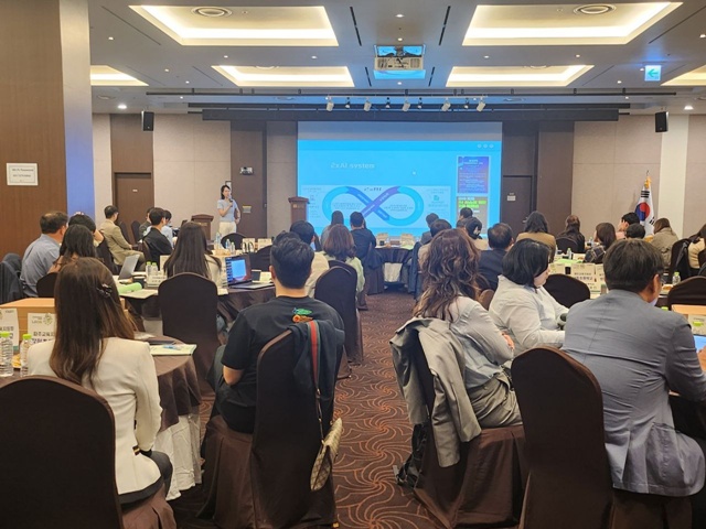 ▲ 경기도교육청이 지난 12일 성남 밀리토피아 호텔에서 개최한 선도학교 운영 지원을 위한 워크숍. ⓒ경기도교육청 제공