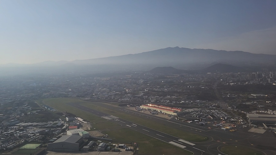 ▲ 제주국제공항 활주로 전경 ⓒ노재균 기자