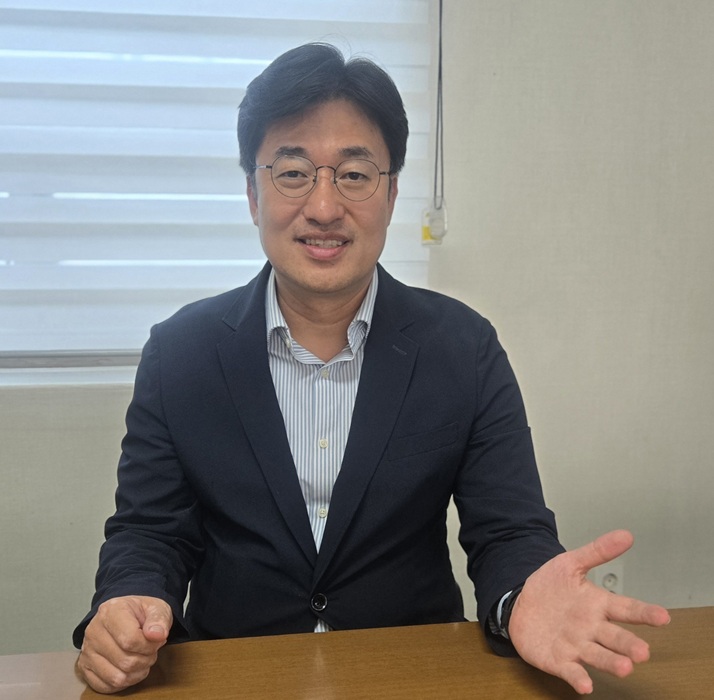 ▲ 김명식 회장은 