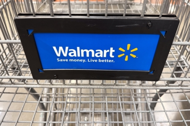 ▲ 월마트 카트에 붙어 있는 월마트 로고.ⓒ연합뉴스