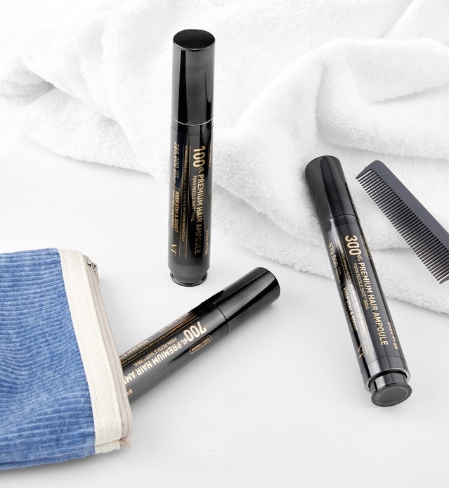 ▲ 유튜브 채널 '삼탈모tv'에서 제품 리뷰를 하고 있는 방송인 홍석천.