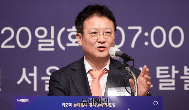 ▲ 인사말을 하고 있는 이성복 뉴데일리 대표. ⓒ서성진 기자