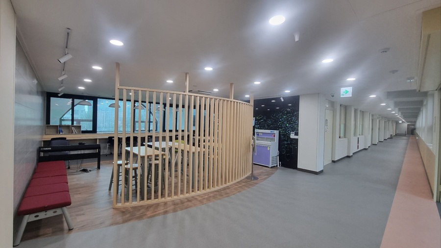 ▲ 한림여자중학교 복도 ⓒ한림여자중학교 제공
