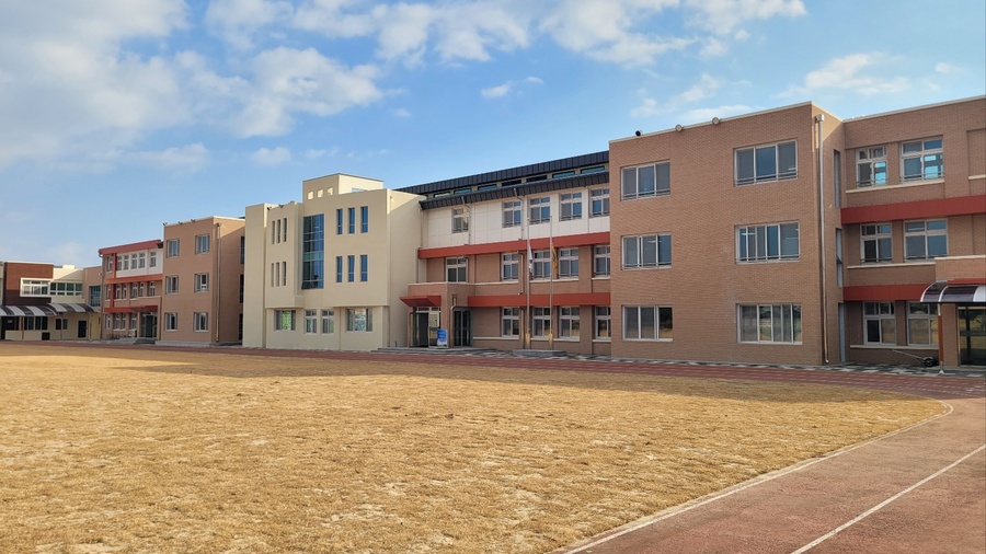 ▲ 위미중학교 전경 ⓒ위미중학교 제공