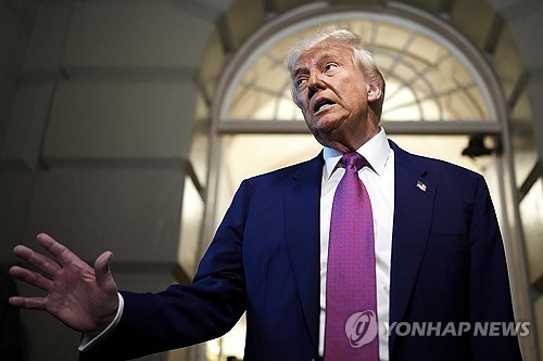 ▲ 의사당 방문한 트럼프 미국 대통령.ⓒ연합뉴스.