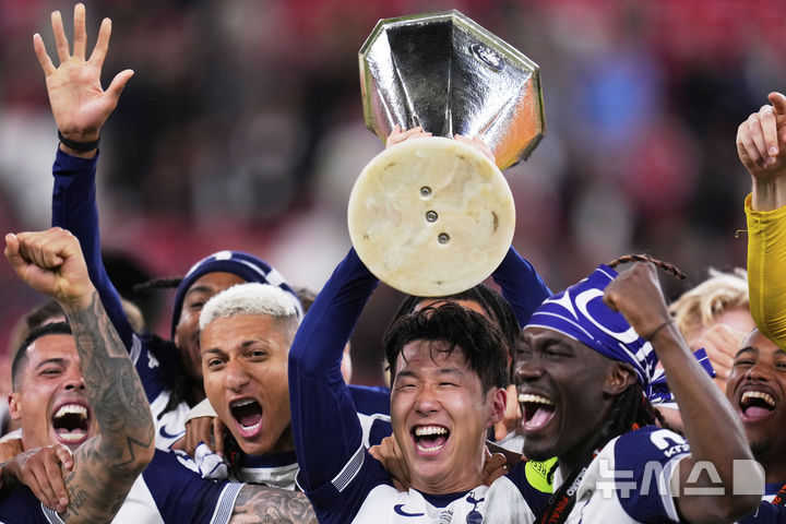 ▲ 토트넘이 UEL 결승에서 맨체스터 유나이티드를 1-0으로 꺾고 우승을 차지했다.ⓒ뉴시스 제공
