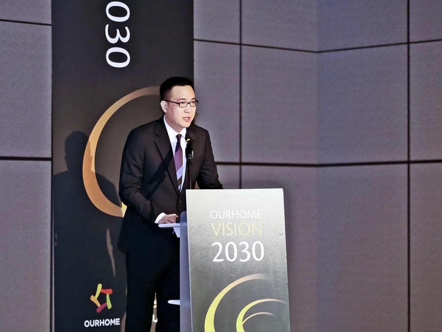 ▲ 김동선 미래비전총괄 부사장이 아워홈 인수의 의미와 청사진에 대해 설명하고 있다.ⓒ아워홈