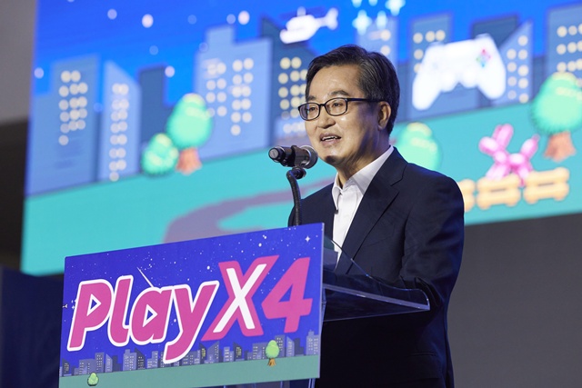 ▲ 김동연 경기도지사가 22일 오전 킨텍스 1전시장에서 열린 2025 플레이엑스포(PlayX4)에서 환영사를 하고 있다. ⓒ경기도 제공