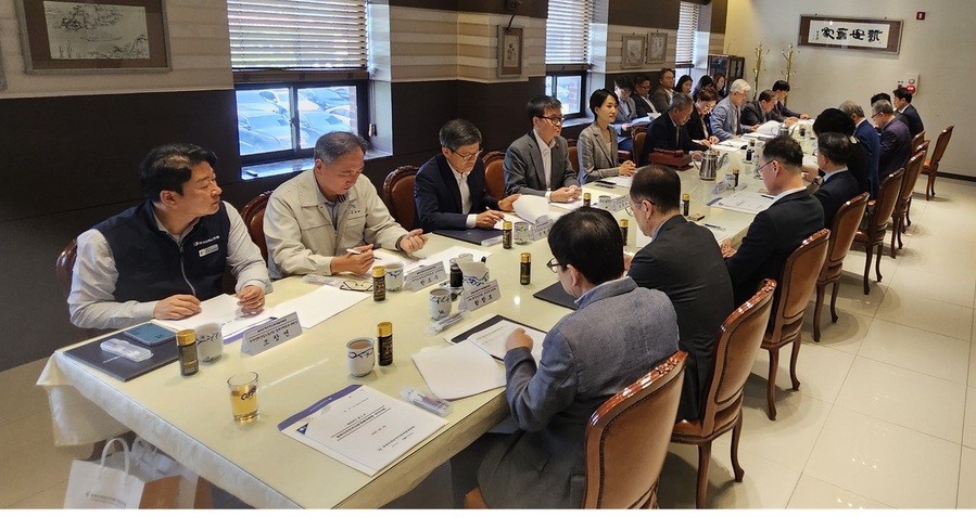 ▲ 충북지역인적자원개발위원회는 26일 ‘2025년 제2차 충북지역인적자원개발위원회’를 개최했다.ⓒ청주상공회의소