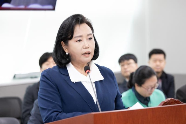 ▲ 정윤경 경기도의회 부의장(민주·군포1). ⓒ경기도의회 제공