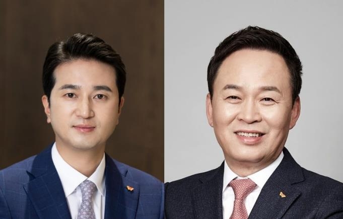 ▲ (왼쪽부터) 추형욱 SK이노베이션 대표이사, 장용호 총괄사장 ⓒSK이노베이션