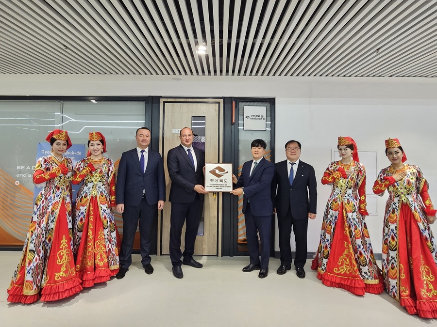 ▲ (재)경북테크노파크(원장 하인성)는 지난 22일 우즈베키스탄 타슈켄트 이노테크노파크에 ‘경상북도 해외인재 유치센터’를 공식 개소했다.ⓒ경북테크노파크