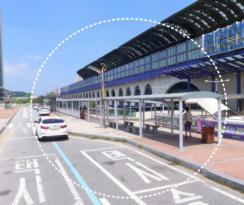 ▲ 아산시가 대대적으로 시설 개선에 나서는 천안아산역 택시승강장.ⓒ아산시