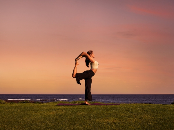 ▲ 웰니스 프로그램 선셋 요가ⓒ해비치 호텔앤드리조트 제주