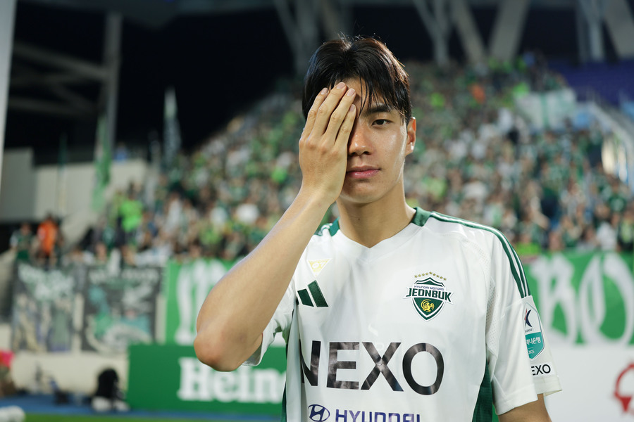 ▲ 시즌 11호골을 성공시킨 전북의 전진우가 K리그1 16라운드 MVP로 선정됐다.ⓒ한국프로축구연맹 제공