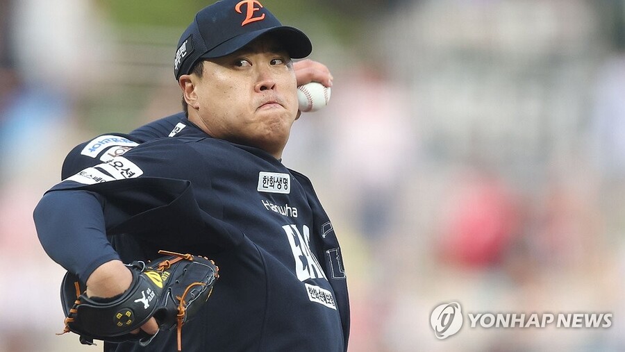 ▲ 한화의 괴물 투수 류현진의 호투를 앞세운 한화가 NC에 7-1 완승을 거뒀다.ⓒ연합뉴스 제공