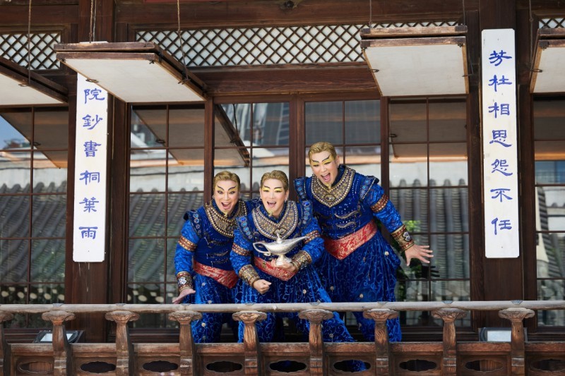 ▲ 한국의 지니 3인. (왼쪽부터) 정원영·정성화·강홍석이 참여한 디즈니 뮤지컬 메들리 뮤직비디오가 지난 5월 30일 미국 ABC의 대표 프로그램 '굿모닝 아메리카'에 방송됐다.ⓒ에스앤코