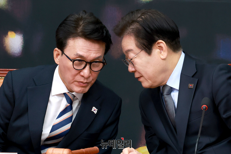 ▲ 이재명 더불어민주당 대선 후보와 김민석 수석최고위원.ⓒ뉴데일리DB